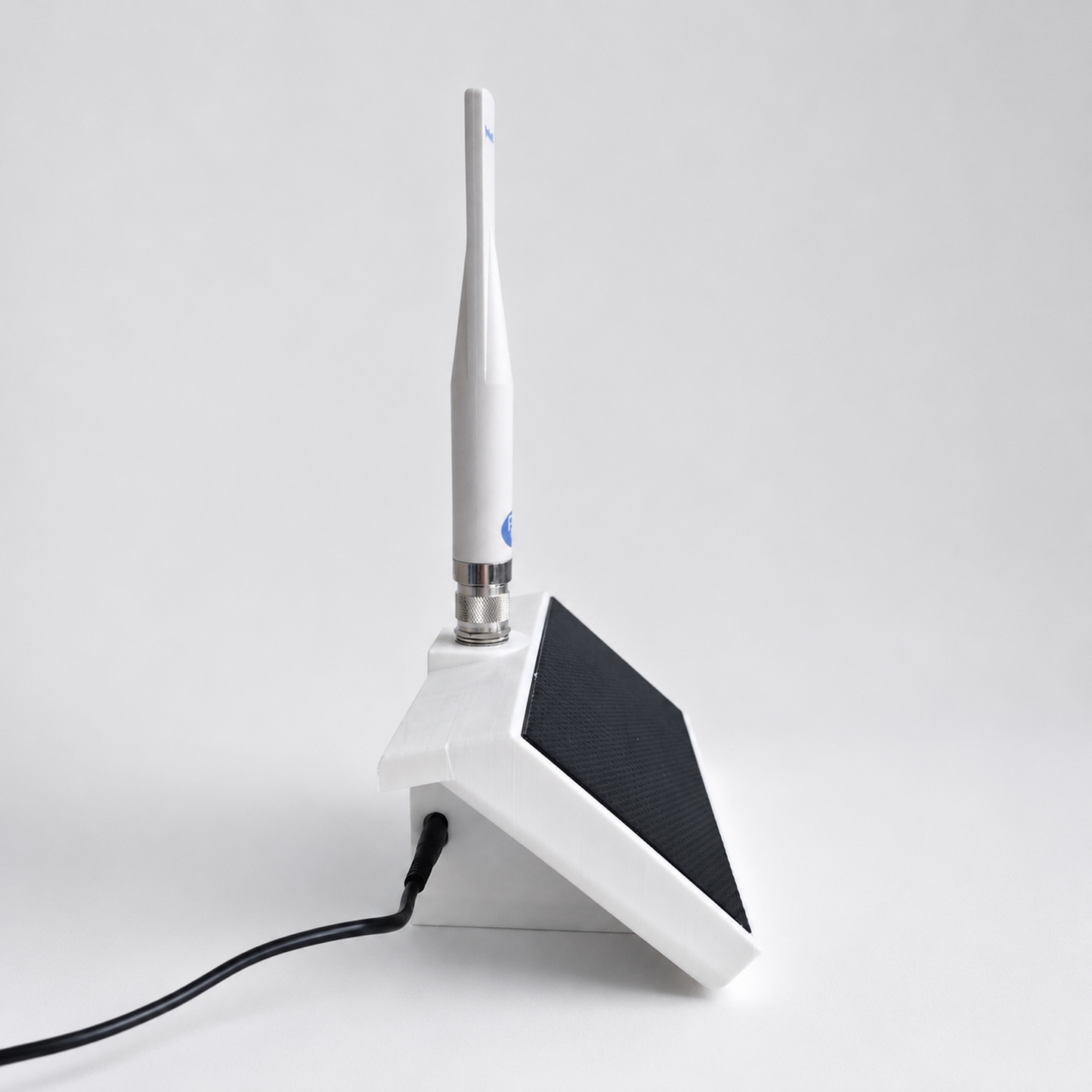 Solar-Powered Outdoor Meshtastic Node