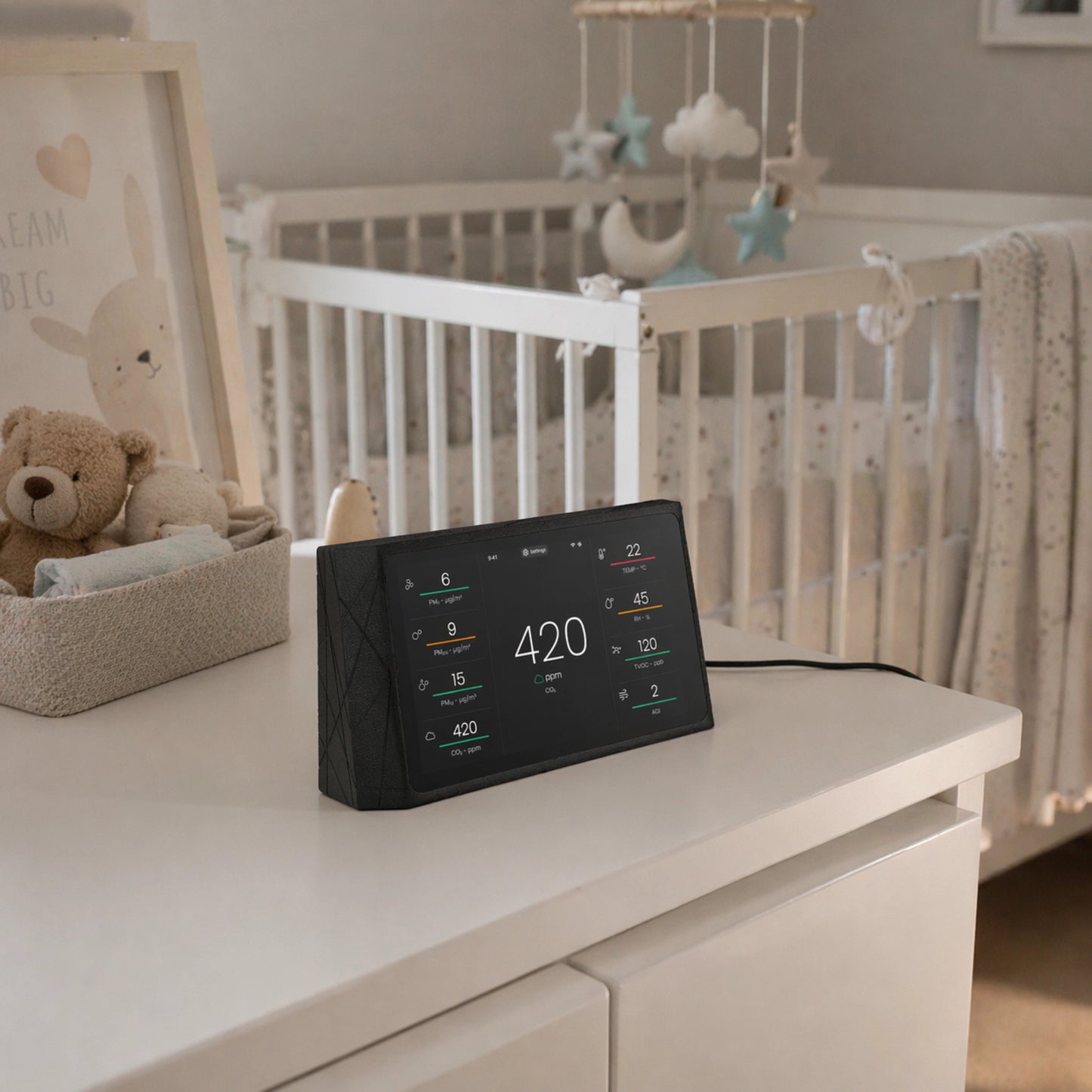 Indoor Air Quality Monitor - CO2, TVOC, PM Sensor, Luftfeuchtigkeit